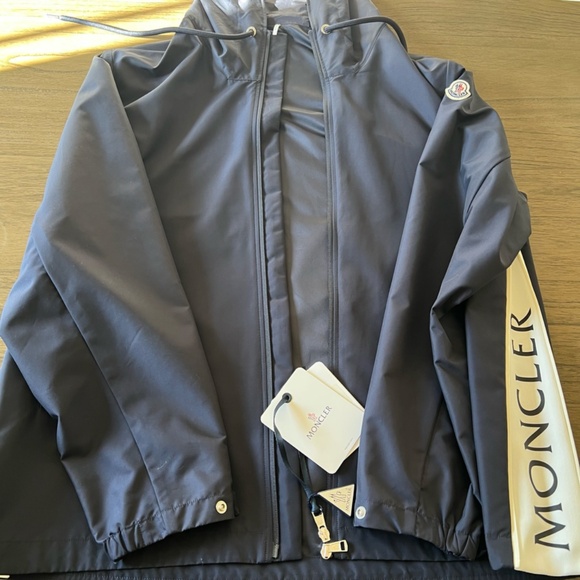 MONCLER Men's ATRIA Hooded Jacket Navy 1A00008 549 ML 742 - Picture 6 of 16